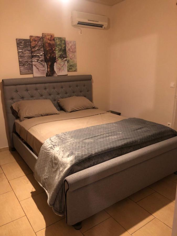 Filoxenia Apartment Атина Екстериор снимка